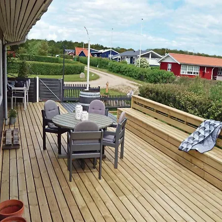 Two-bedroom Holiday In Juelsminde 펜션 *